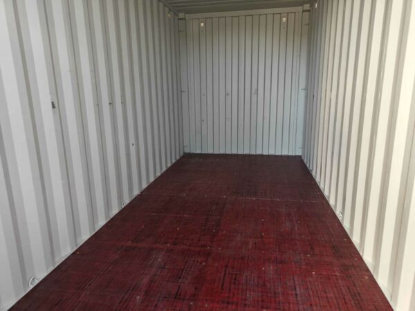 Nuevo contenedor 20′ - 6 metros - MIIU2351743 TALLIN blanco