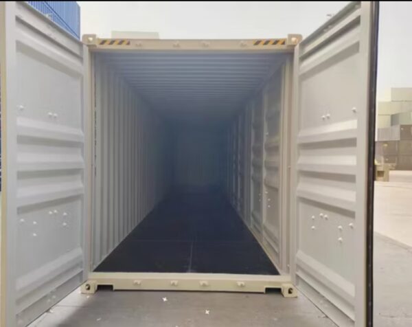 Contenedor High Cube de 40 pies con 4 puertas laterales color beige