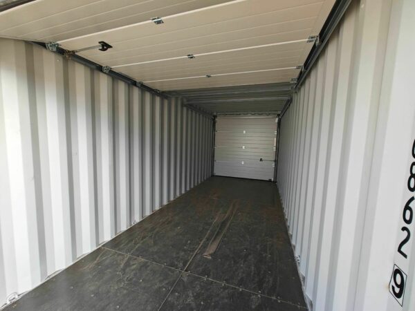 Nuevo contenedor 20′ 6 metros | Con puertas adicionales | MCKU2004798 – TALLINN  Verde oscuro