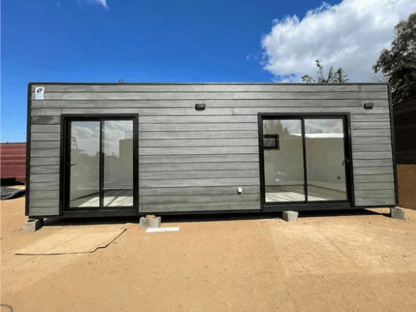 1-6 Contenedor modular Edison 24m²