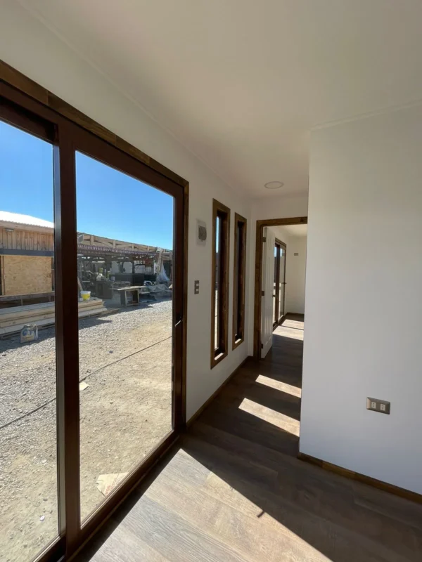 Contenedor modular Jocsan 8x3m - 24m²