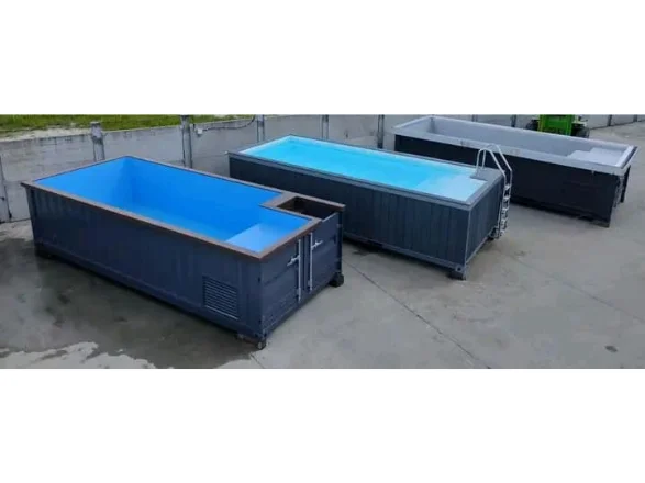 Piscina de contenedores de 6 m x 2,4 m con iluminación LED