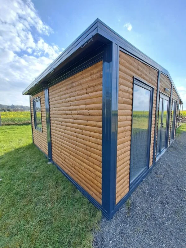 aaaa-600x800-1 Bungalow amueblado – Chalet jardín de 28 m²